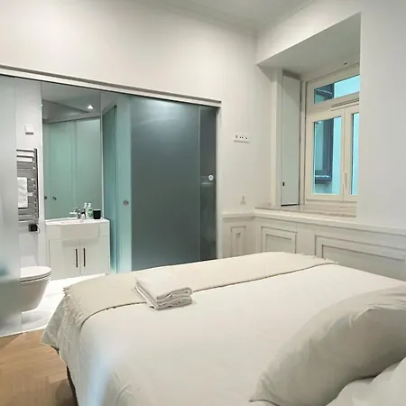 2 Ensuite Bedrooms Walk To Rossio Ac-3